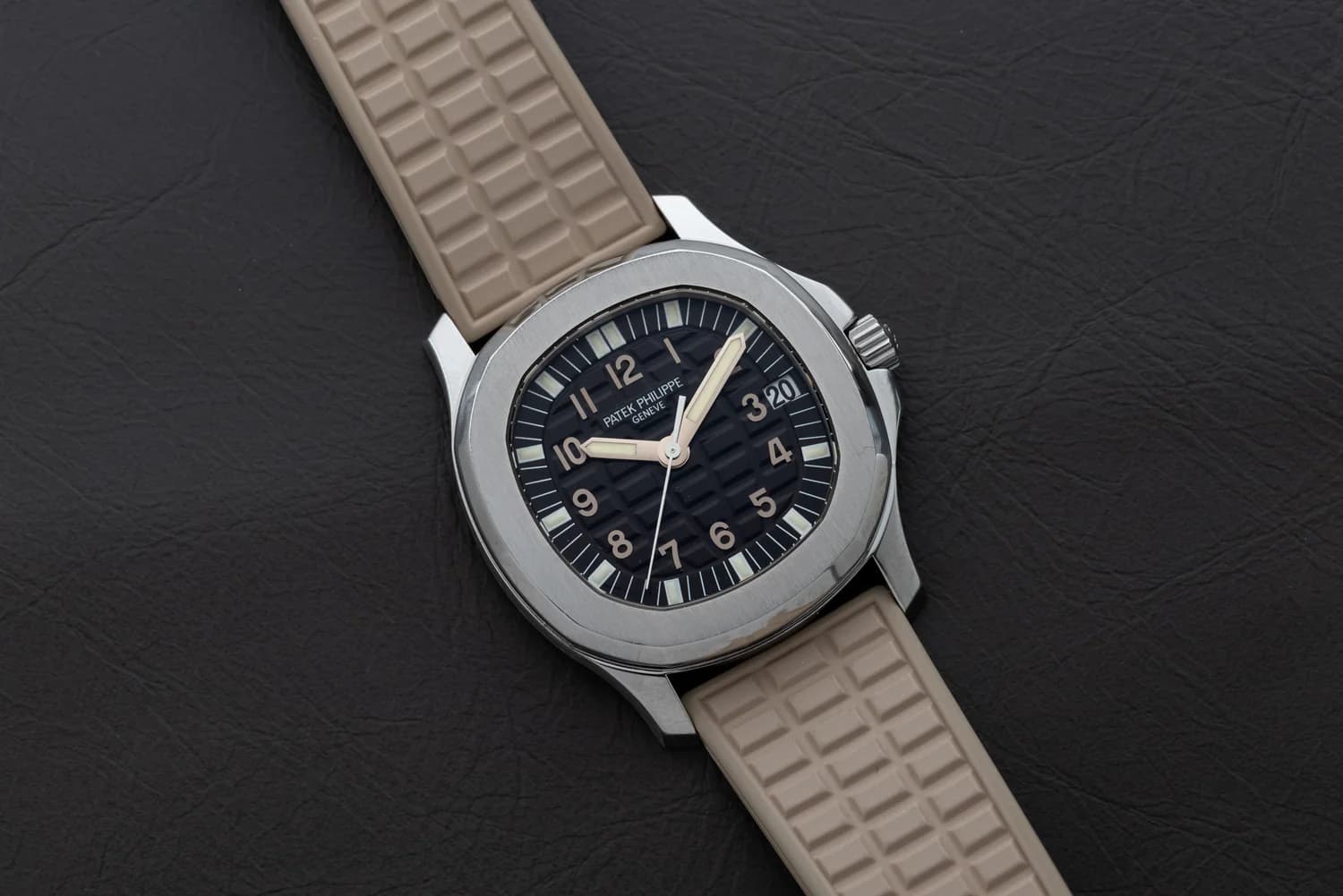 Patek Philippe Rubber Straps: The Perfect Upgrade for Your Patek Philippe Watch
