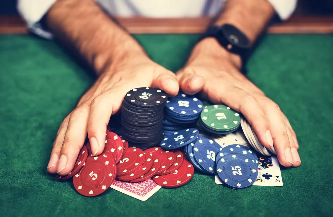 Panduan Login dan Bermain di Situs Slot okeplay777