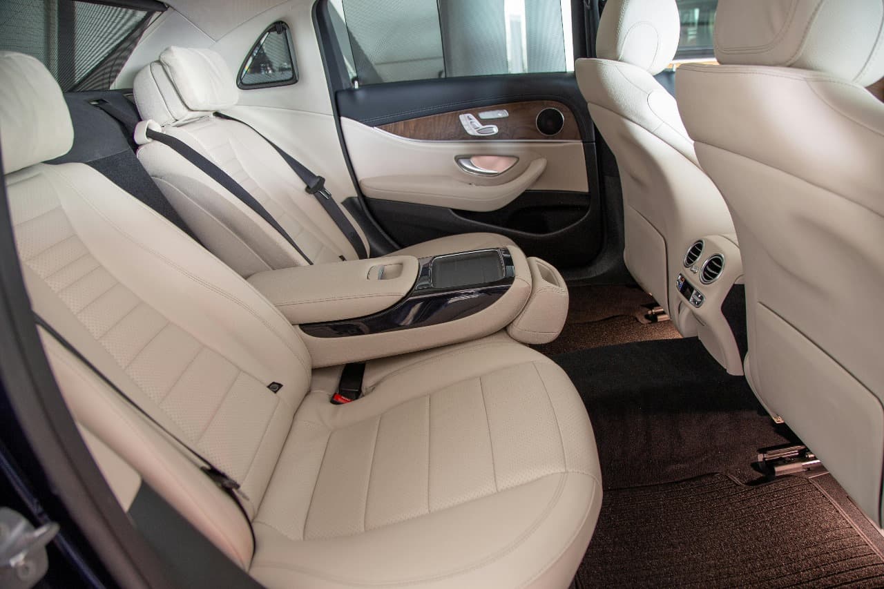 Stress-Free Oxford to Memphis Airport Transportation with Expert Drivers