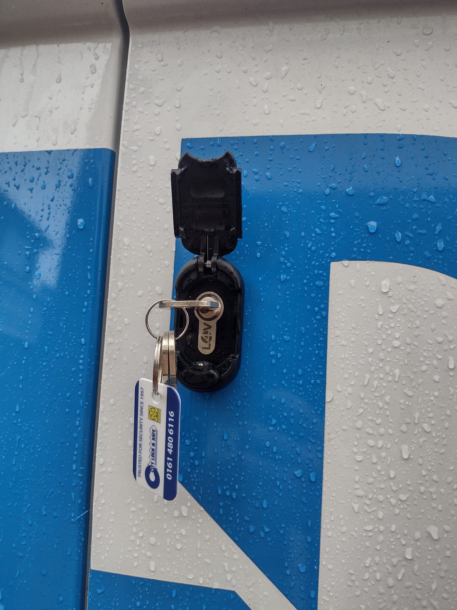 Innovazione e sicurezza: le nuove serrature per furgoni Daken