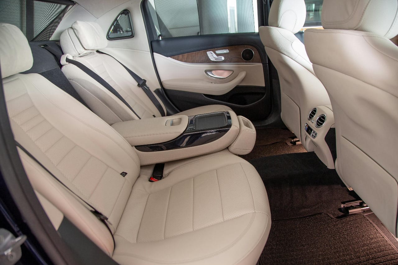 Stress-Free Oxford to Memphis Airport Transportation with Expert Drivers