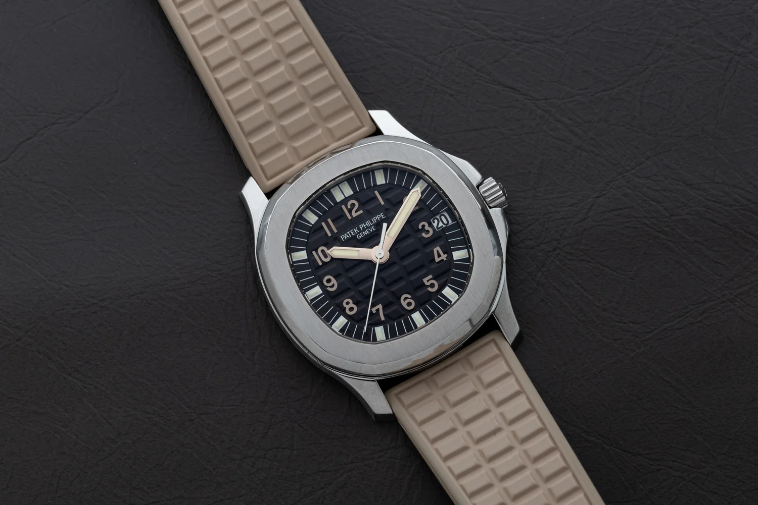 Patek Philippe Rubber Straps: The Perfect Upgrade for Your Patek Philippe Watch