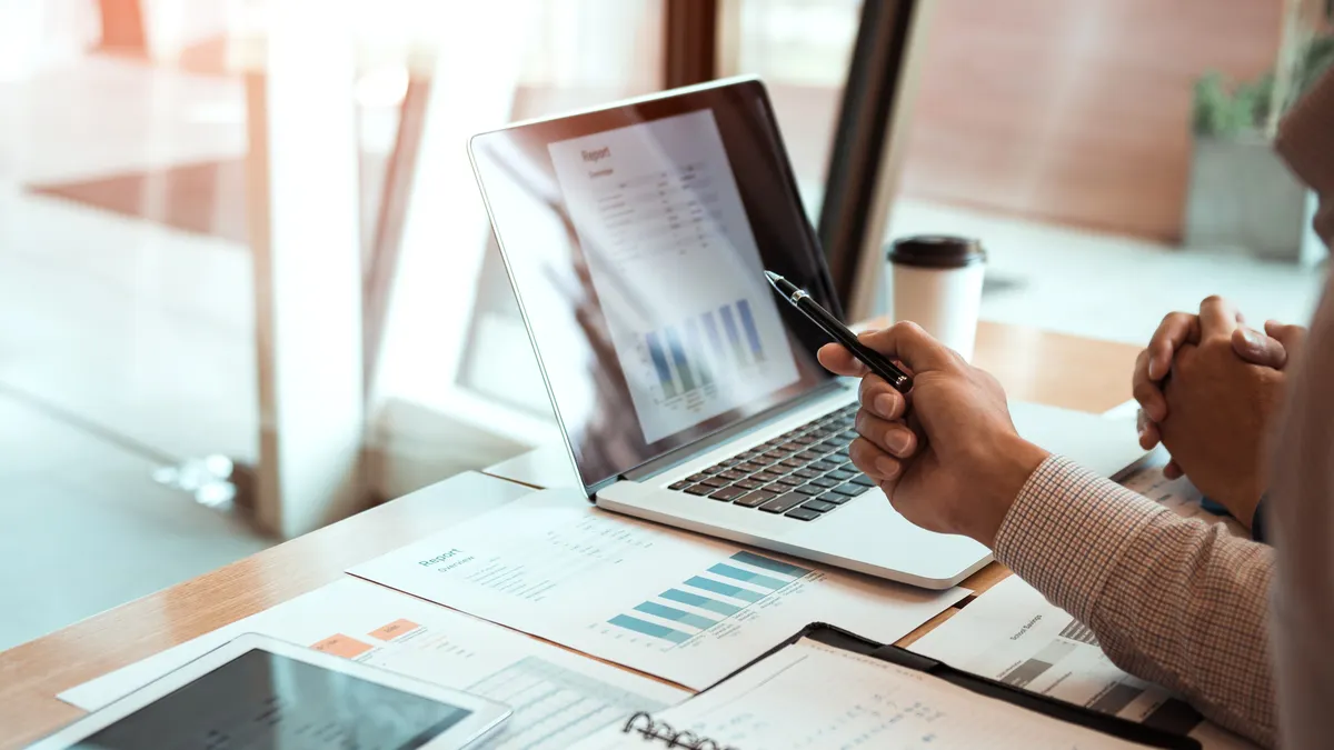 Competitive Intelligence FAQs: Insights That Support Smarter Strategy