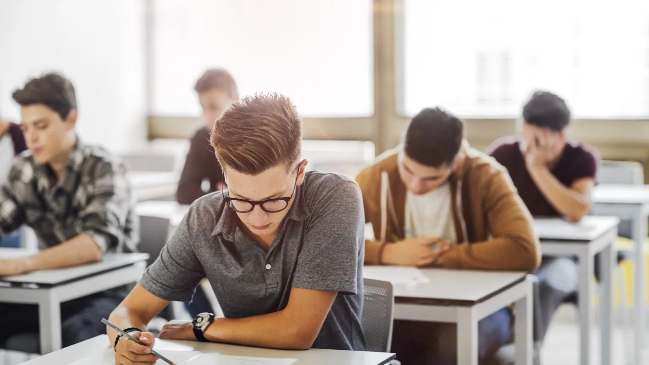 Secure &amp; Confidential Online Exam Assistance Platform