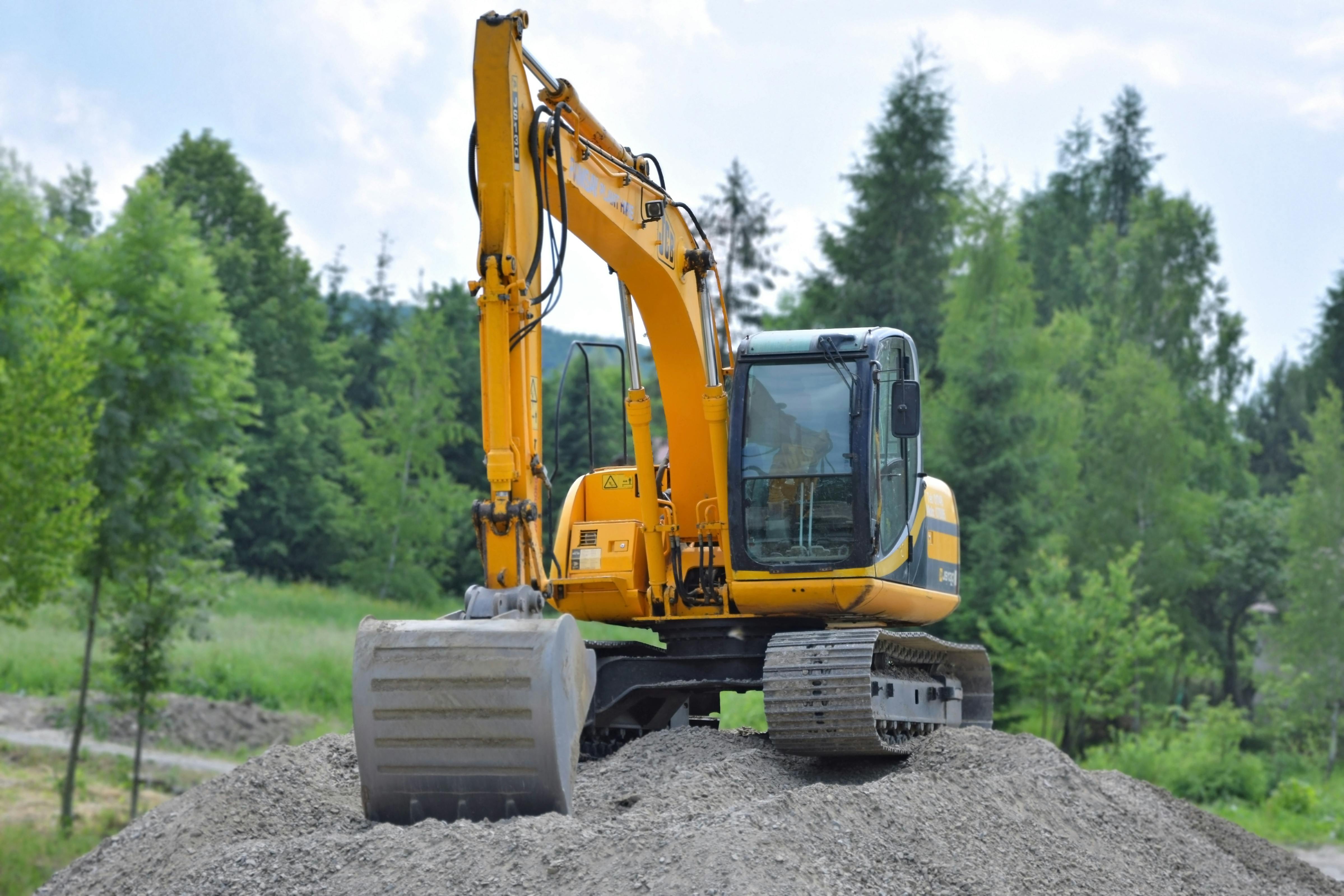 How Gravel Road Rehabilitation Extends Road Lifespan