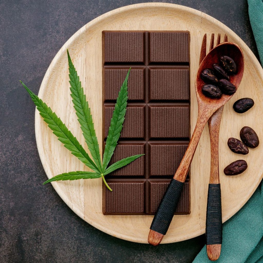American-Mary-Everything-You-Need-to-Know-about-Edibles-min