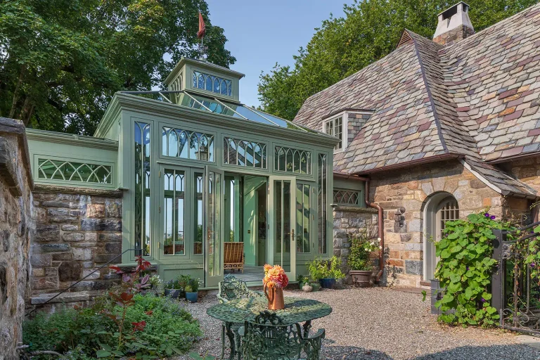 greenwich-conneticut-conservatory-project-low-angle-exterior