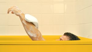 305948-The_8_Best_Loofah_Alternatives_and_How_to-_Choose_One-1296x728-header